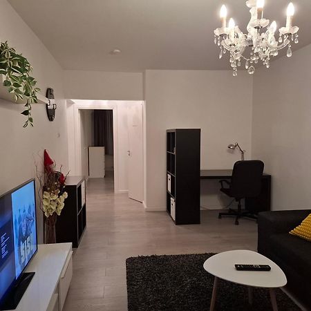 City Apartment Snellmaninkatu 22 A, Yksityinen Pistokkeellinen Paikoitus Sisaeltyy Hintaan กัวปิโอ ภายนอก รูปภาพ